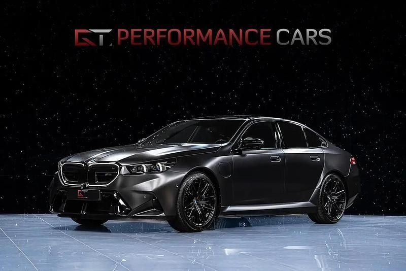 Gris Nouvelle 2025 BMW M5 Sport Line Berline | 184 990 € - Image 1/4