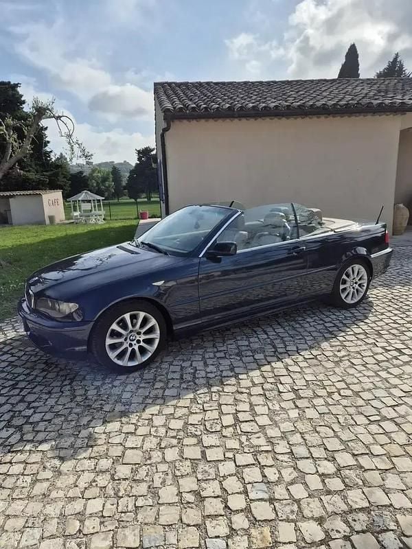 Utilisé 2005 BMW 318 Cabriolet Cabriolet | 5 900 € - Image 1/4