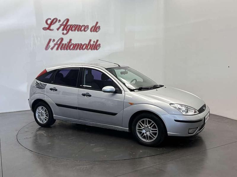 Occasion Ford Focus Trend 99 ch (72 kW) 2003 Gris Berline