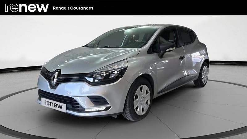 Gris Utilisé 2017 Renault Clio Van | 10 790 € - Image 1/1