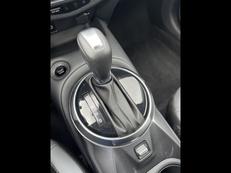 Image 3/4
