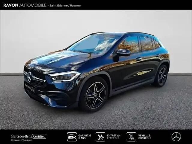 Noir Utilisé 2020 Mercedes GLA200 SUV | 34 990 € - Image 1/4