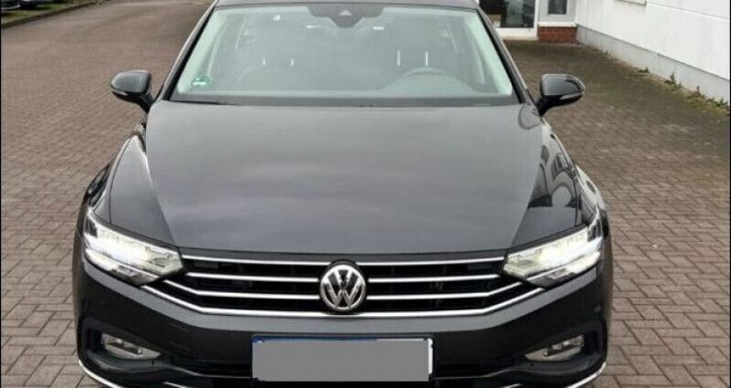 Utilisé 2020 VW Passat Berline | 25 890 € (Prix juste) - Image 1/4