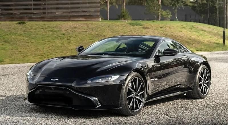 Utilisé 2021 Aston Martin V8 Vantage Coupé | 128 990 € - Image 1/4