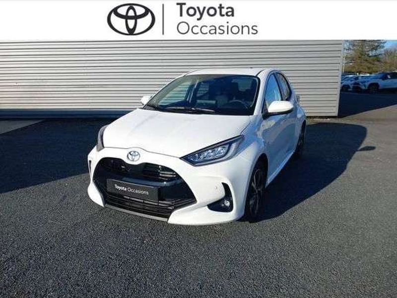 Utilisé 2025 Toyota Yaris Hybrid Design Berline | 23 390 € (Prix juste) - Image 1/1