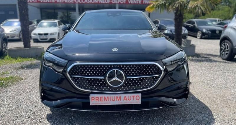 Noir Utilisé 2023 Mercedes E220 AMG line Berline | 65 990 € - Image 1/4