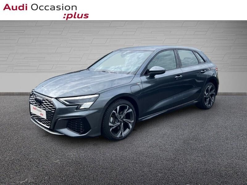 Gris Utilisé 2024 Audi A3 Sportback S-Line Berline | 34 990 € (Bon prix) - Image 1/4