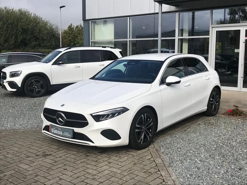 Occasion 2023 Mercedes A180 Berline | 25 799 € (Super prix) - Image 1/4