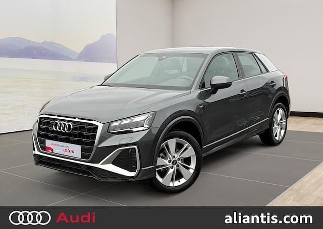 Gris daytona nacré Utilisé 2022 Audi Q2 S-Line SUV | 28 780 € - Image 1/4