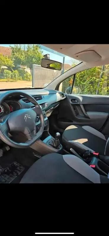 Utilisé 2014 Citroën C3 Citadine | 2 300 € (Super prix) - Image 1/4
