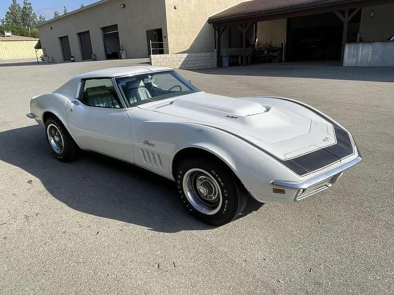Occasion Chevrolet Corvette 200 ch (147 kW) 1970 Blanc Coupé