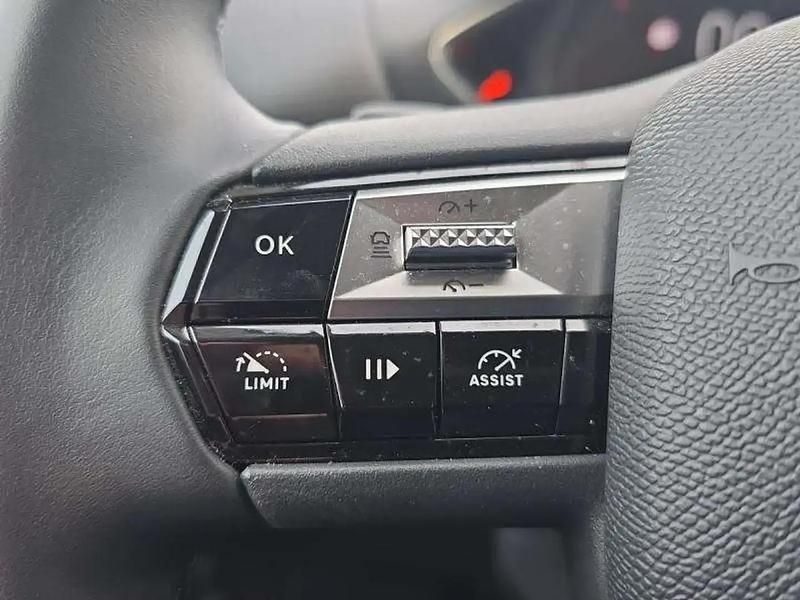 Occasion DS Automobiles DS3 Crossback Rivoli 133 ch (97 kW) 2023 Gris SUV