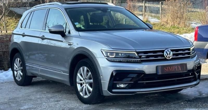 Gris Occasion 2020 VW Tiguan Exclusive SUV | 18 790 € (Bon prix) - Image 1/4