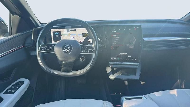 Occasion Renault Megane E-Tech Iconic 161 kW (220 ch) 2022 Gris Berline