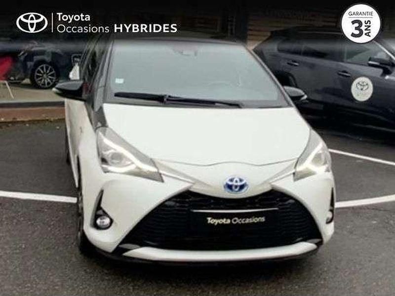 Utilisé 2017 Toyota Yaris Hybrid Berline | 15 990 € (Prix juste) - Image 1/1