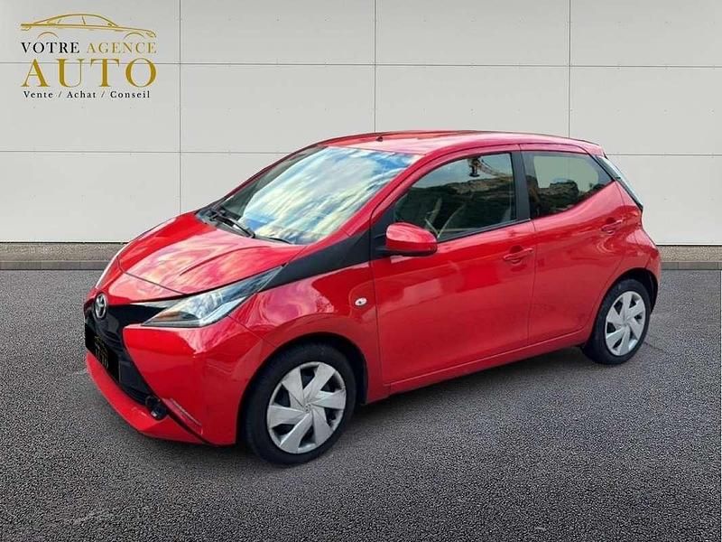 Occasion Toyota Aygo 69 ch (50 kW) 2016 Rouge Citadine