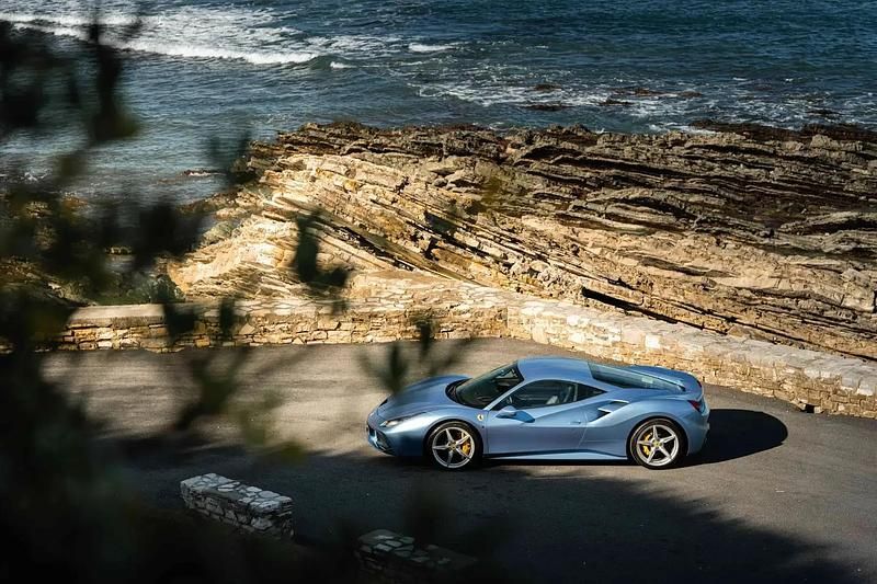 Occasion Ferrari 488 669 ch (492 kW) 2016 Bleu Coupé