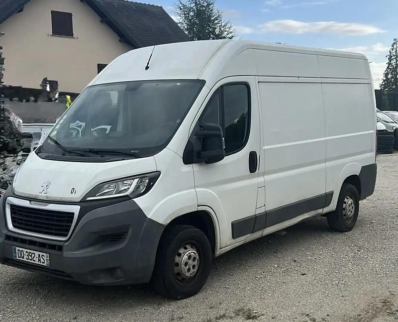 Occasion 2015 Peugeot Boxer Van | 7 990 € (Prix assez cher) - Image 1/4