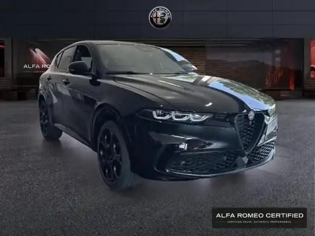 Noir Occasion 2025 Alfa Romeo Tonale SUV | 46 980 € - Image 1/4