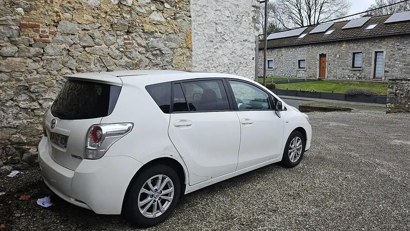 Occasion 2012 Toyota Verso Skyview Edition Monospace | 3 750 € - Image 1/4
