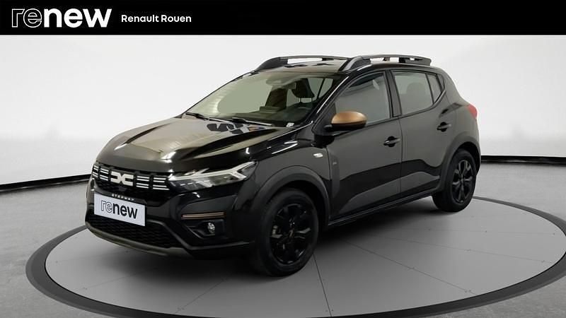 Noir Occasion 2025 Dacia Sandero Extreme Citadine | 16 990 € (Prix juste) - Image 1/4