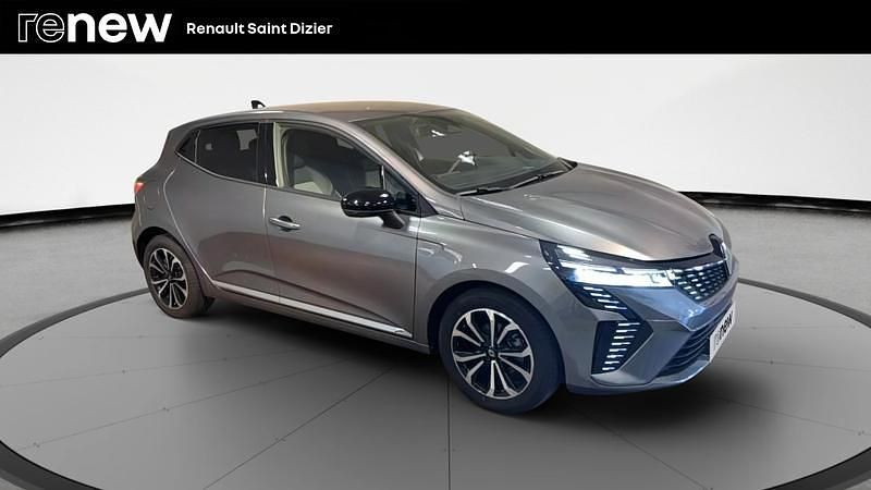 Occasion Renault Clio V Techno 100 ch (73 kW) 2024 Gris Citadine