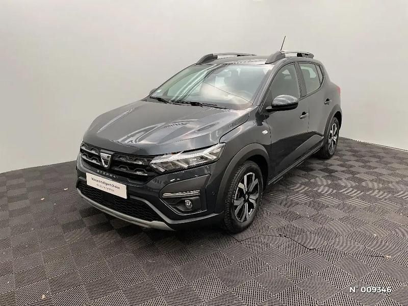 Gris Utilisé 2021 Dacia Sandero Comfort Citadine | 12 490 € (Bon prix) - Image 1/4