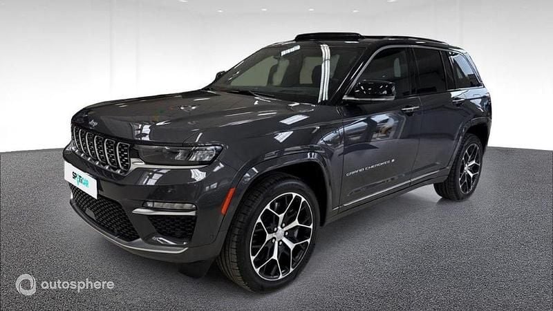 Gris Nouvelle 2024 Jeep Grand Cherokee Summit SUV | 79 990 € (Super prix) - Image 1/4