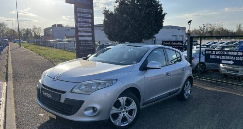 Gris Utilisé 2008 Renault Mégane II Berline | 3 600 € - Image 1/4