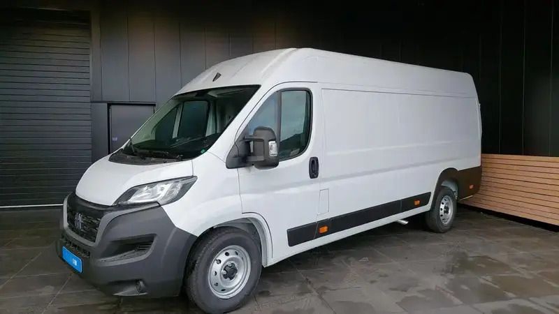 Blanc Utilisé 2022 Fiat Ducato Business Van | 38 990 € - Image 1/4