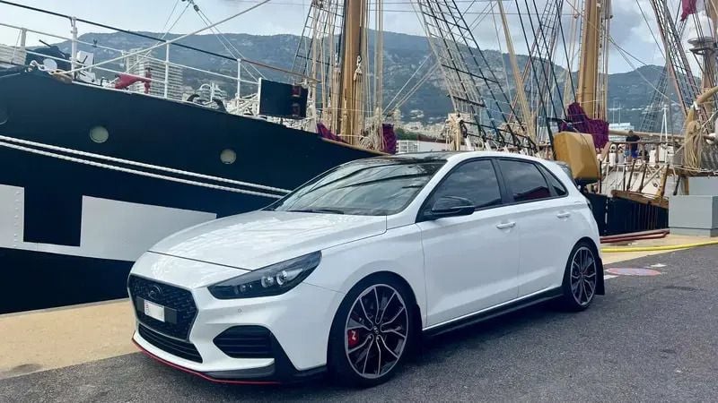 Blanc Utilisé 2019 Hyundai i30 N Performance Berline | 24 990 € (Prix juste) - Image 1/4