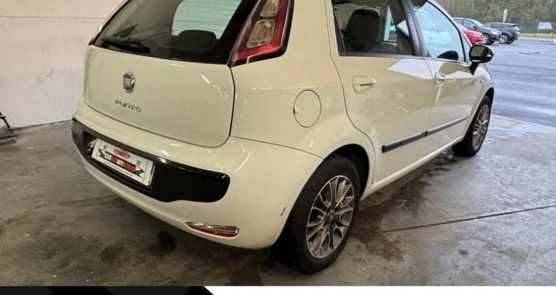 Occasion Fiat Punto Evo 69 ch (50 kW) 2011 Blanc Citadine