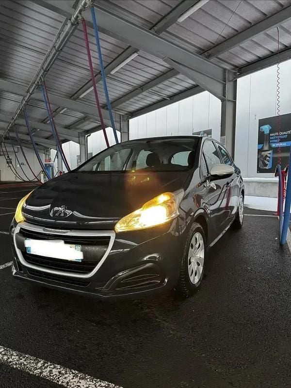 Occasion 2018 Peugeot 208 Citadine | 6 300 € (Bon prix) - Image 1/4