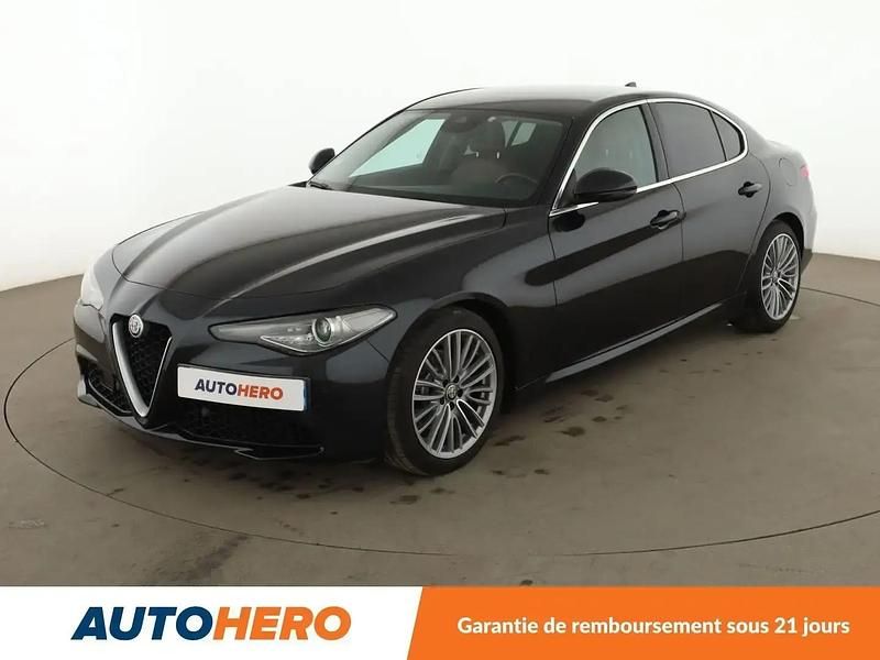Noir Occasion 2017 Alfa Romeo Giulia Super Berline | 21 390 € (Prix cher) - Image 1/2