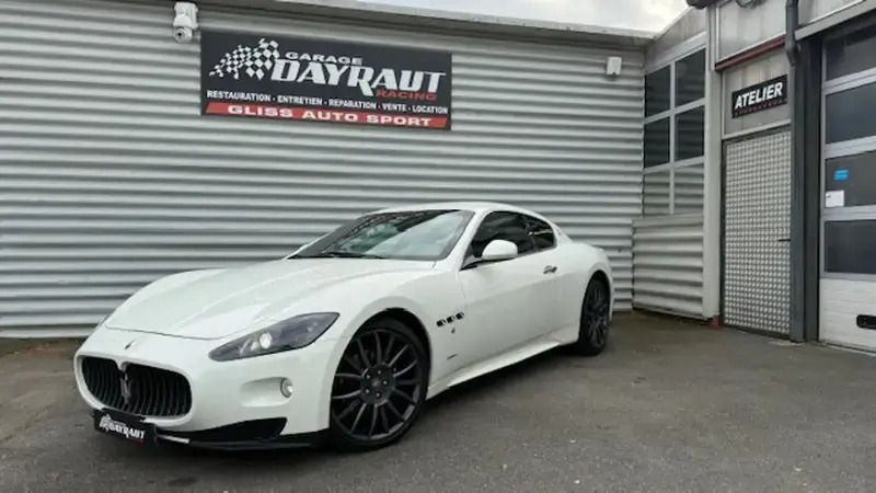 Blanc Utilisé 2011 Maserati Granturismo Coupé | 49 990 € - Image 1/4