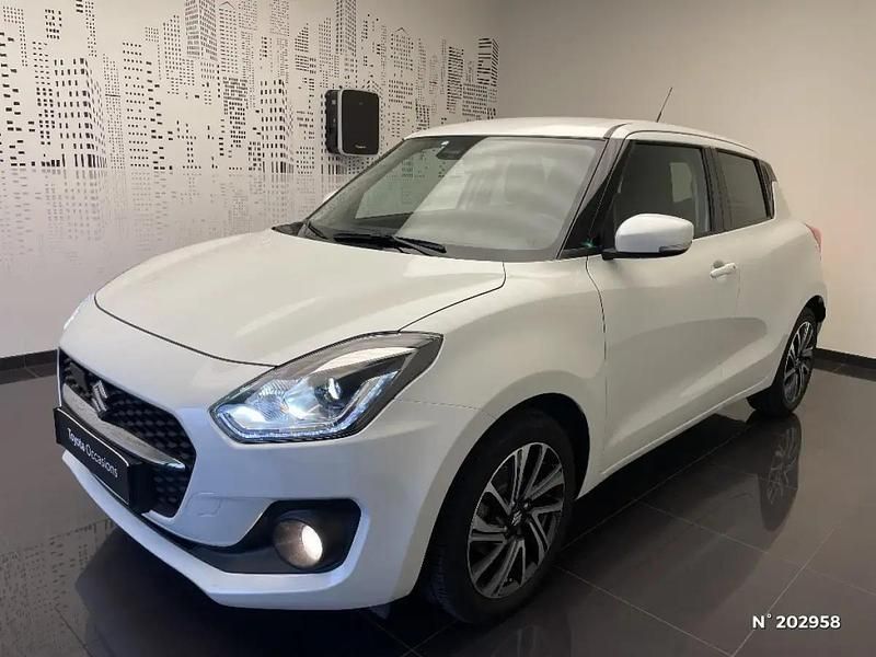 Blanc Occasion 2023 Suzuki Swift | 15 490 € (Bon prix) - Image 1/4