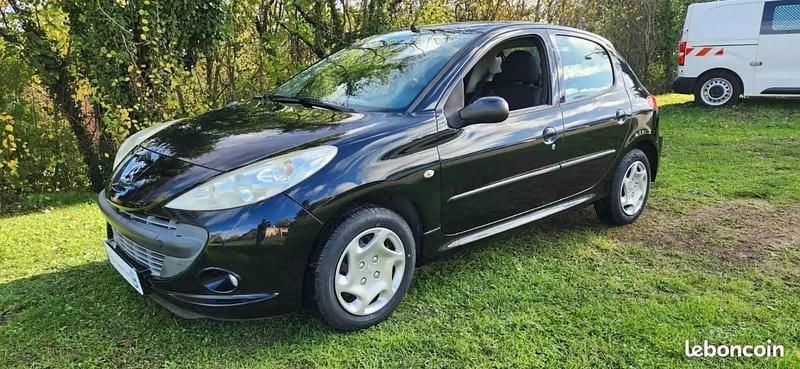 Noir Utilisé 2011 Peugeot 206 Berline | 5 480 € (Prix assez cher) - Image 1/4