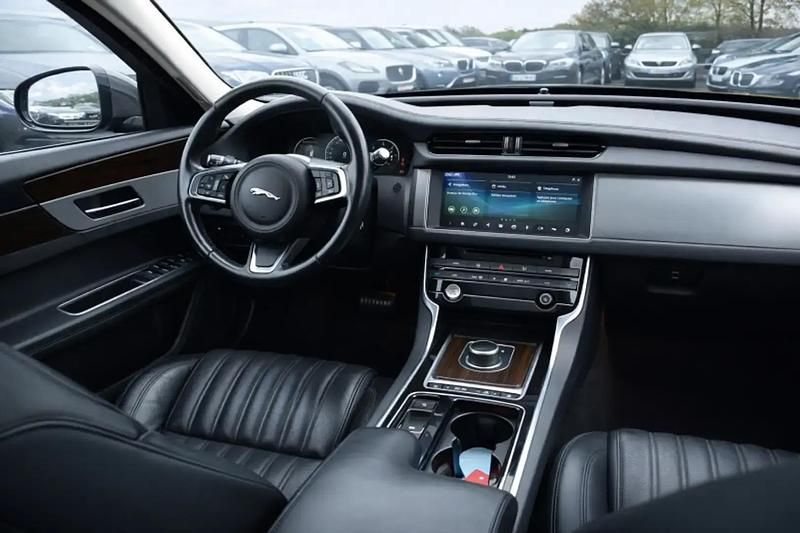 Occasion Jaguar XF Prestige 243 ch (178 kW) 2017 Gris Break
