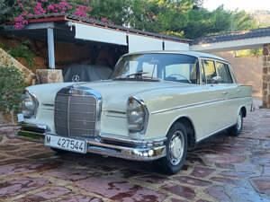 Vert Utilisé 1965 Mercedes 220 SE Coupé | 16 200 € - Image 1/4