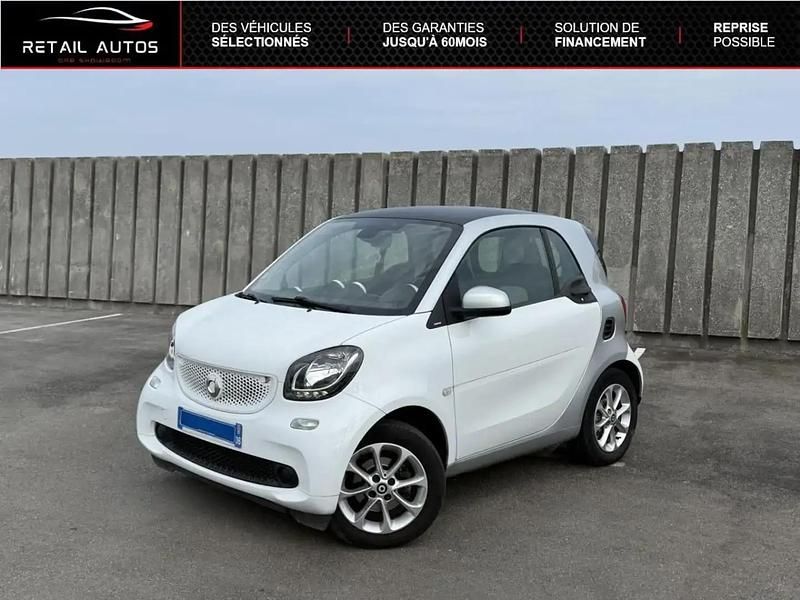 Blanc Utilisé 2016 Smart ForTwo Coupé Passion Coupé | 8 490 € - Image 1/4