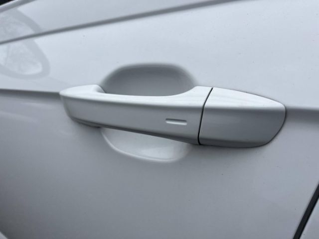 Image 4/4