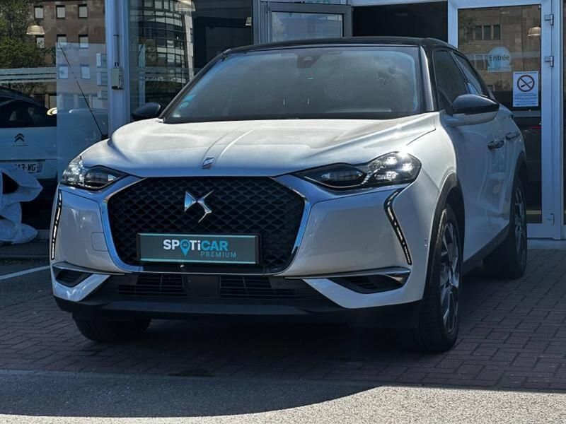 Noir Utilisé 2021 DS Automobiles DS3 Crossback E-Tense Grand Chic SUV | 18 989 € (Prix juste) - Image 1/4