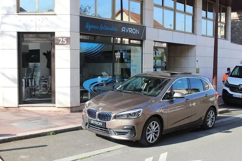 Bronze Utilisé 2018 BMW 225 Active Tourer Monospace | 15 990 € (Prix juste) - Image 1/4