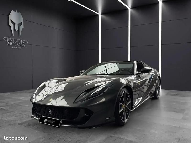Gris Utilisé 2021 Ferrari 812 Cabriolet | 439 900 € - Image 1/4