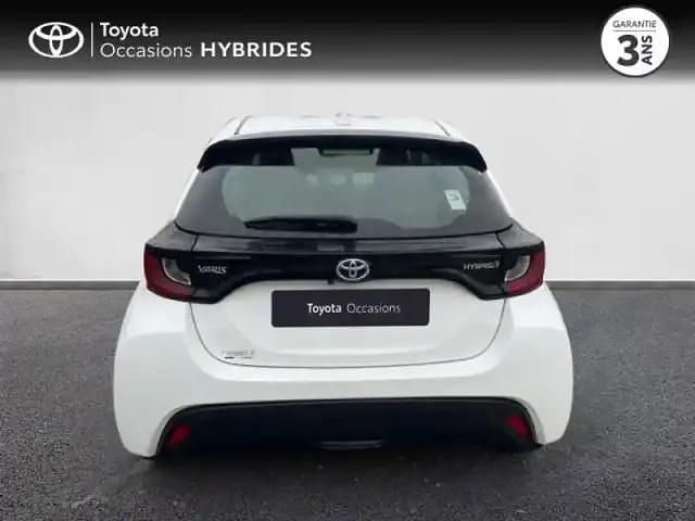 Occasion Toyota Yaris Hybrid Business Edition 2021 Blanc pur Berline