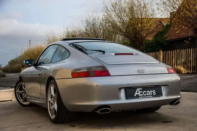 Argent Utilisé 2004 Porsche 911 Carrera Coupé | 69 950 € - Image 1/4