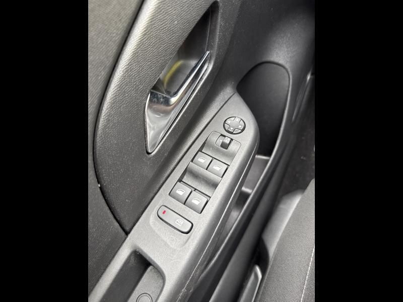 Image 4/4