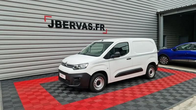 Blanc Utilisé 2022 Citroën Berlingo PureTech Monospace | 14 590 € - Image 1/4