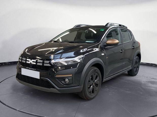 Noir Utilisé 2025 Dacia Sandero Extreme Citadine | 17 490 € (Prix juste) - Image 1/4