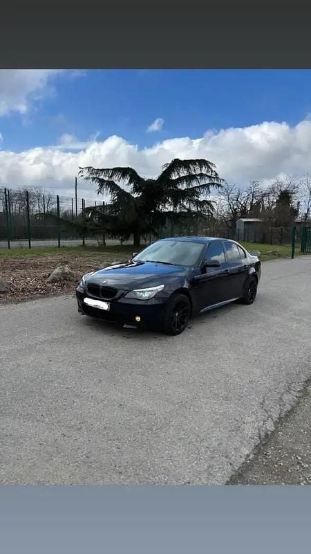 Occasion 2007 BMW 530 Sport Line Berline | 9 500 € - Image 1/4